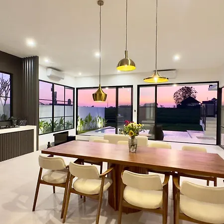 The R Villa Patuha, Best Rice Field View Canggu  Exterior photo