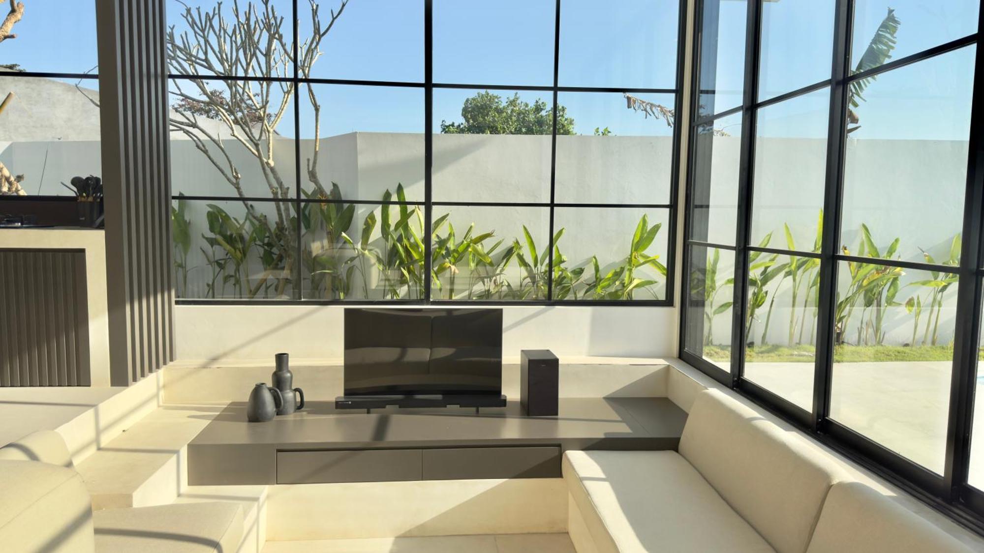 The R Patuha, Rice Field View Villa *