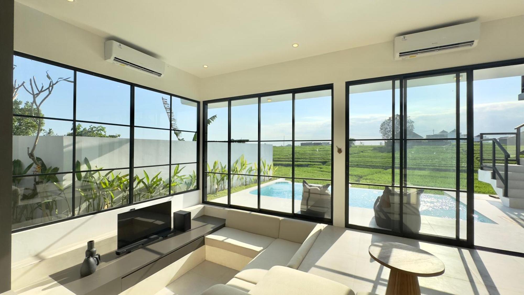 The R Patuha, Rice Field View Villa *