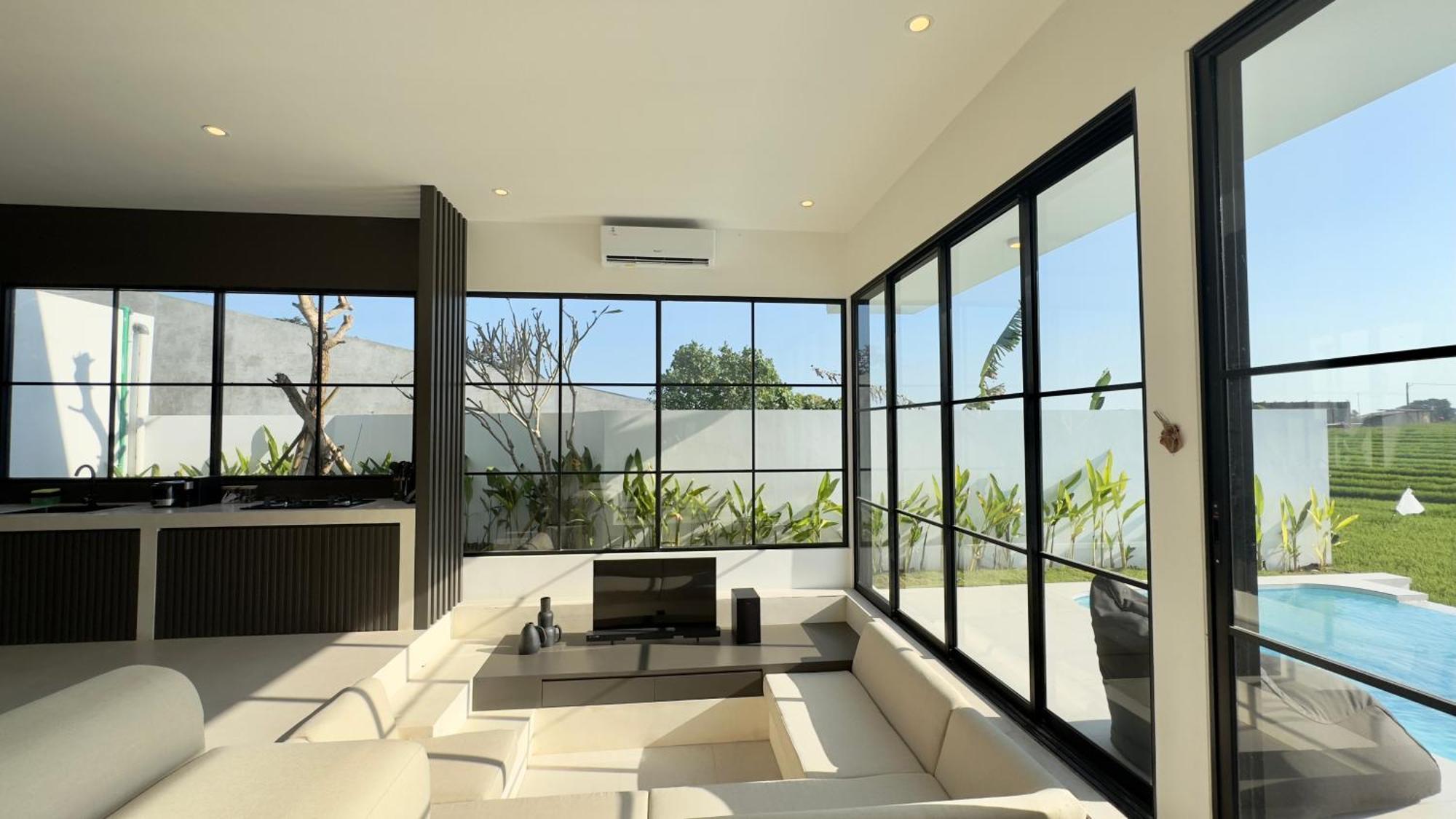 The R Patuha, Rice Field View Villa Canggu (Bali)