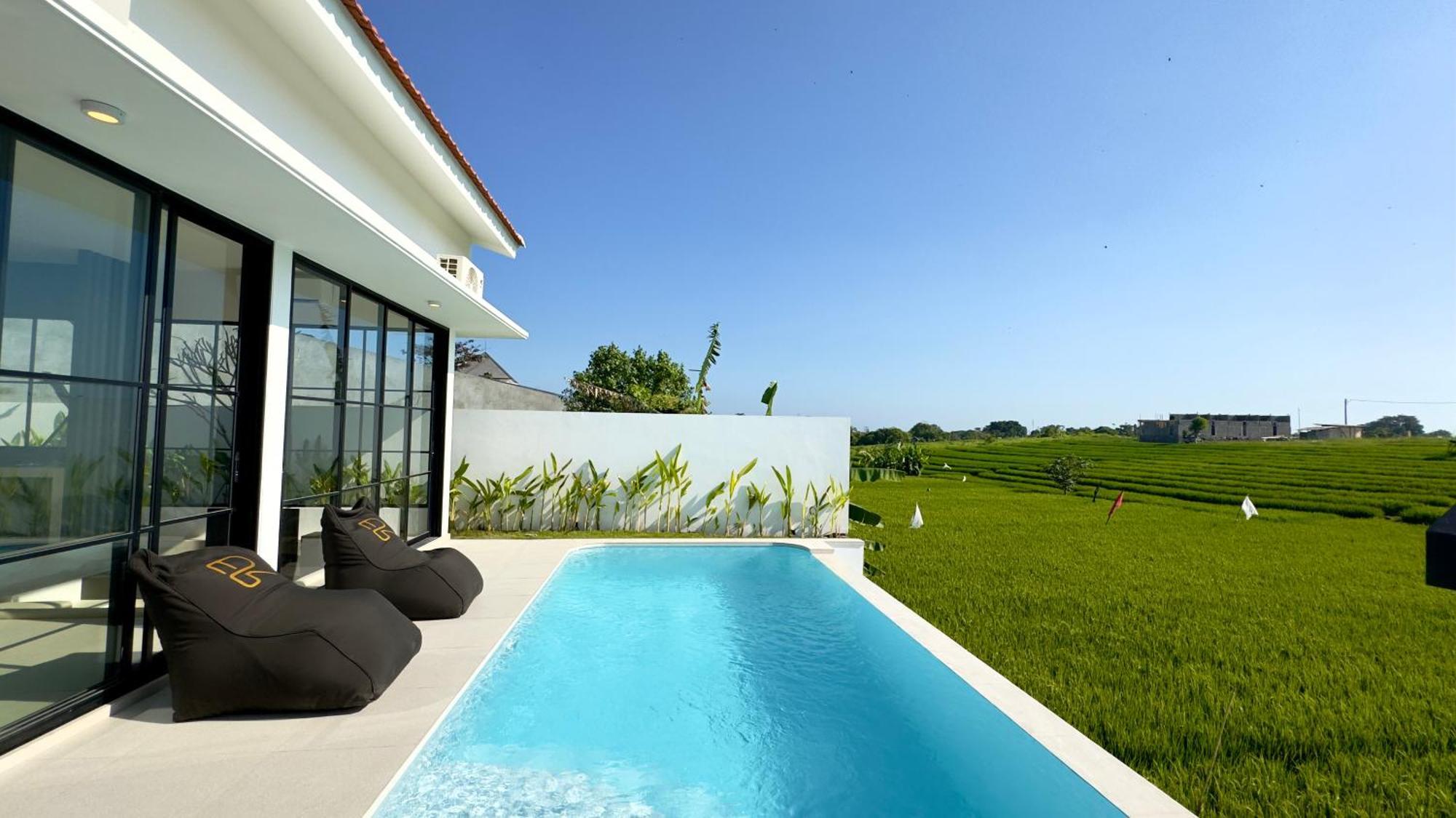 Villa The R Patuha, Rice Field View Canggu (Bali)
