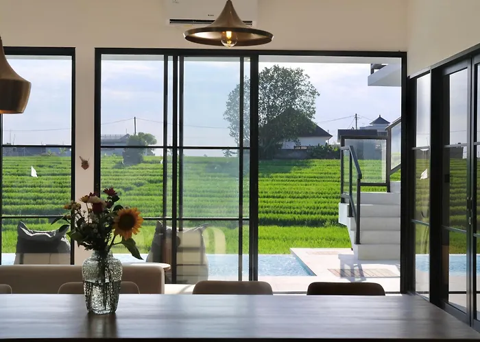 The R Villa Patuha, Best Rice Field View