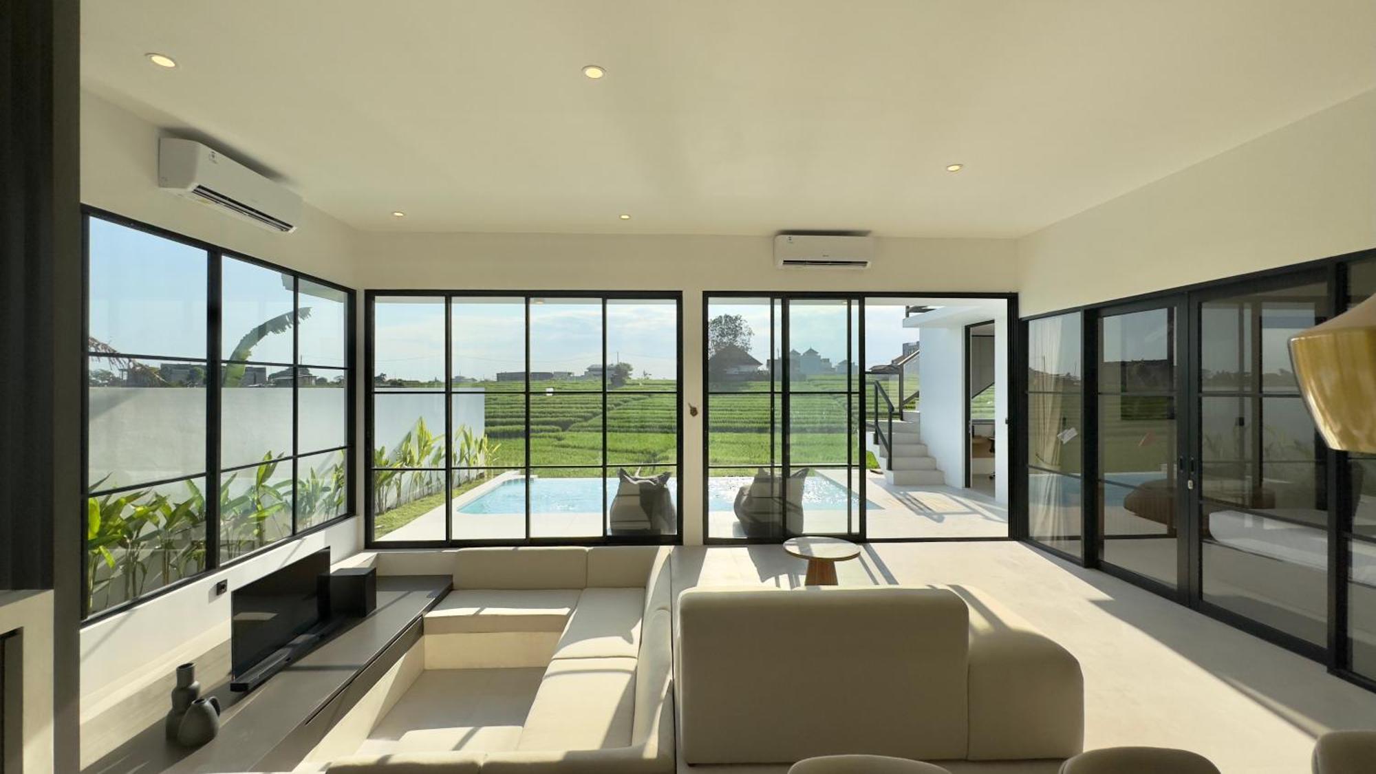 The R Patuha, Rice Field View * Canggu (Bali)